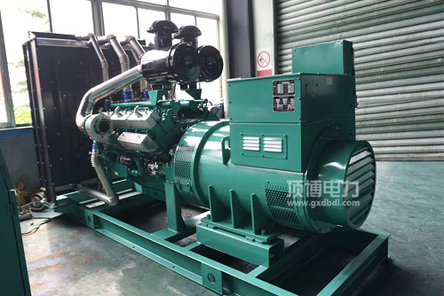 機(jī)油過(guò)多有哪幾種損害，應(yīng)加多少柴油發(fā)電機(jī)機(jī)油適宜？