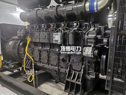 柴油發電機